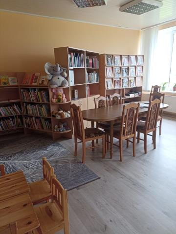 Smelteru bibliotēkas lasītava